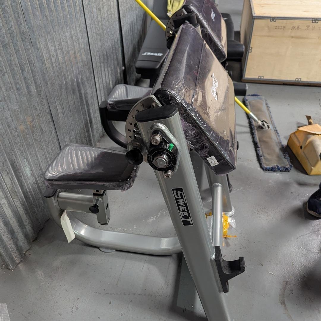 SweerPreacherCurlBench_FW-SW-PCB_5.jpg Sweet Preacher Curl Bench - Image 1